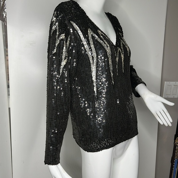 Creative Creations Sz S Black Silver Beaded Pull On V Neck Blouse - Picture 1 of 7